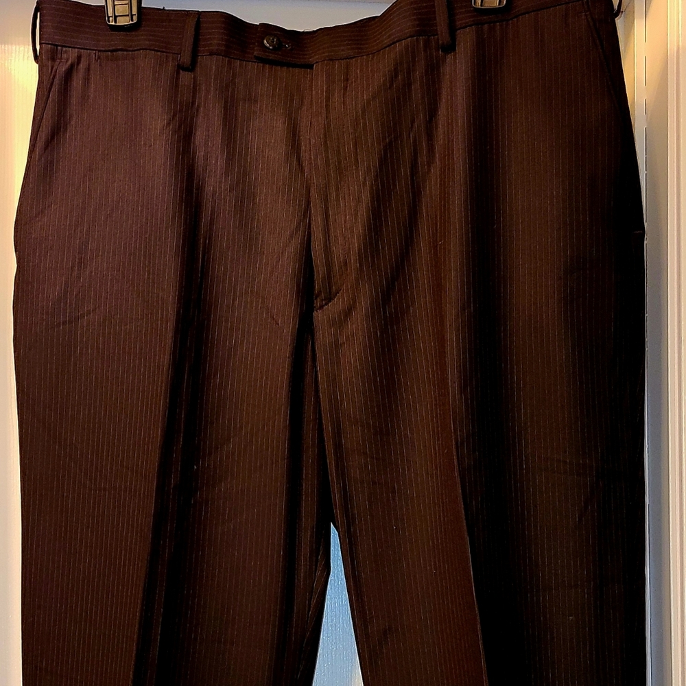 J. Ferrar 40x30 black dress pants